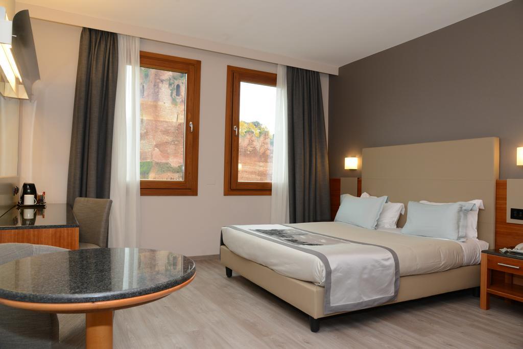 Albergo Roma, BW Signature Collection Castelfranco Veneto Exteriör bild