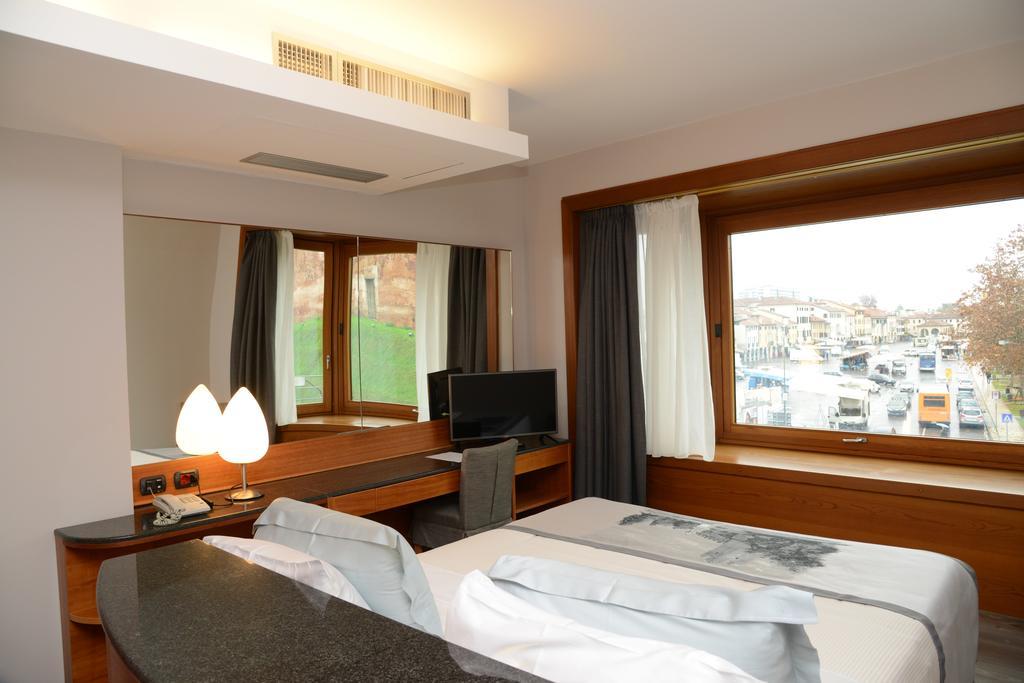 Albergo Roma, BW Signature Collection Castelfranco Veneto Exteriör bild