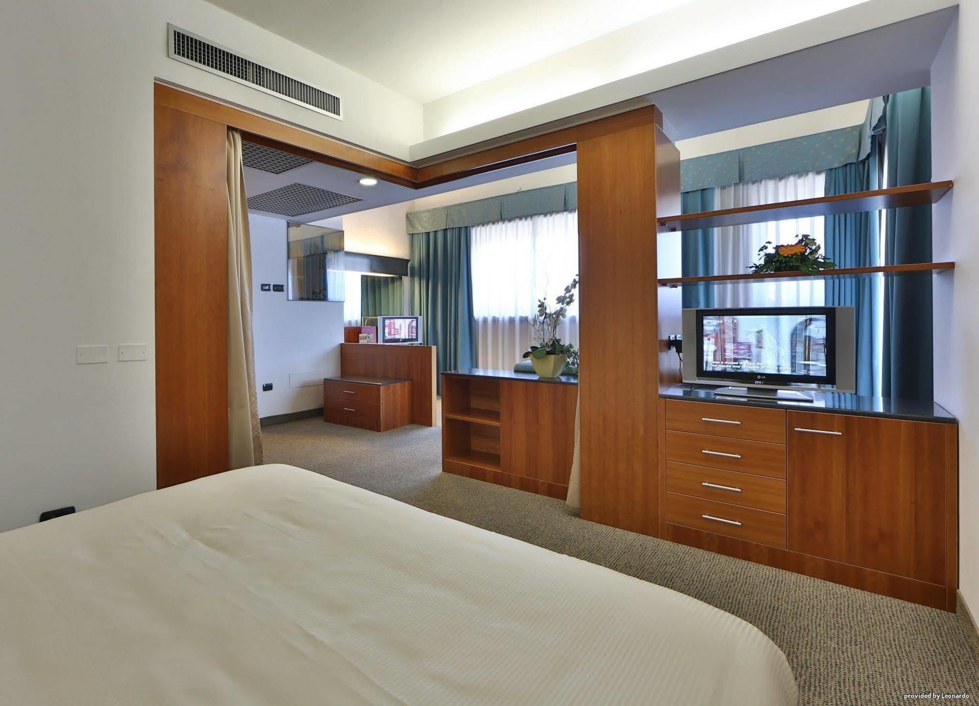 Albergo Roma, BW Signature Collection Castelfranco Veneto Exteriör bild
